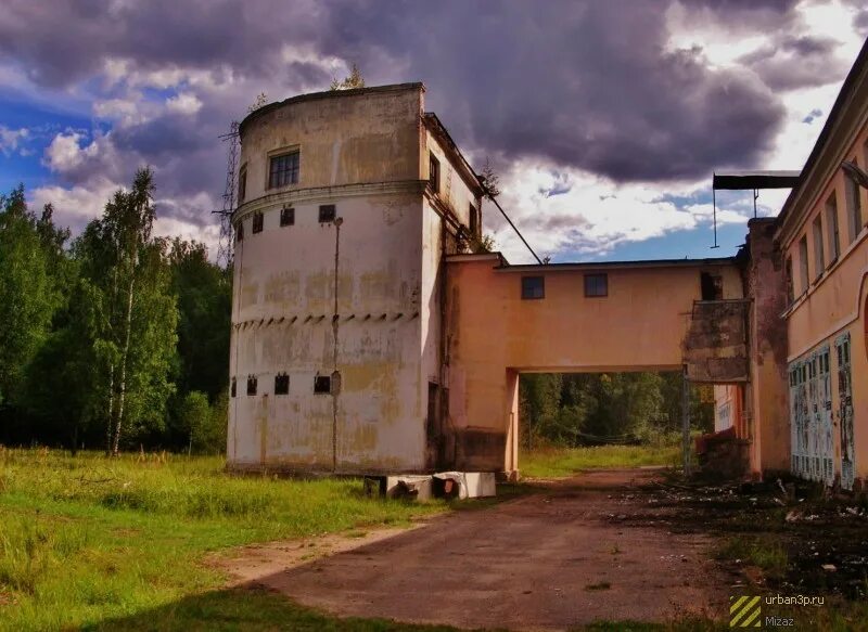 Пос лесной 1. Радиоцентр Лесной Пушкинский район. Поселок Лесной Радиоцентр. Посёлок Лесной Пушкинский район. Заброшенный Радиоцентр Лесной.