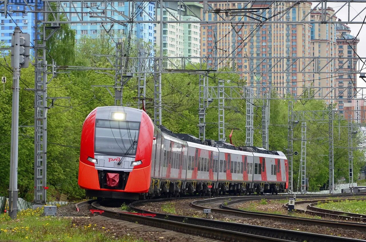 Электричка тушино дедовск сегодня с изменениями. Эс1п 028. Эс1п электропоезд. Эс1п. Электропоезд эс1п-012.