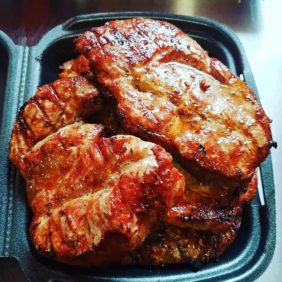 Шашлык якитори куриный. Советский шашлык. Мангал в ресторане. Шашлык югорск. Шашлык югорск.