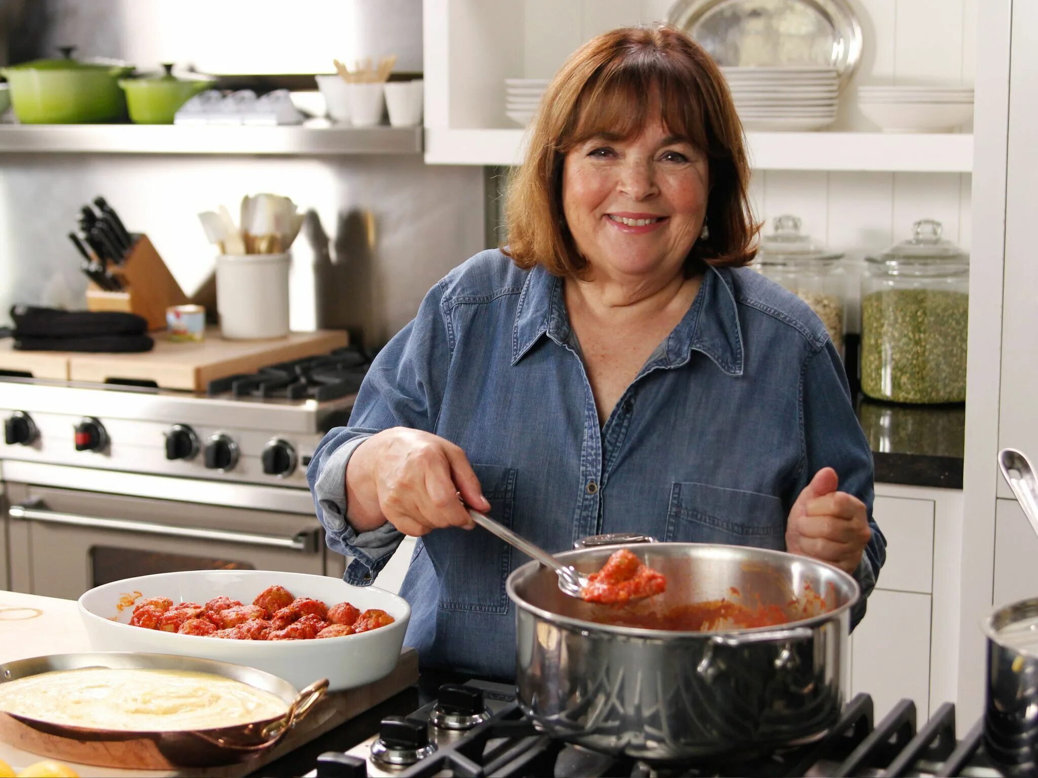 Grace young, cookbook author. Mary is cooking dinner. Mary is cooking dinner. Праздничная еда для бабушки. Mary is cooking dinner.