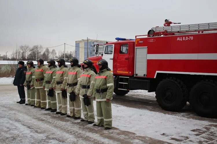Урал мчс новый. Белое пч. Белая калитва псч. Ац-2,5-40(131) пожарная техника. Начальник пожарного депо.