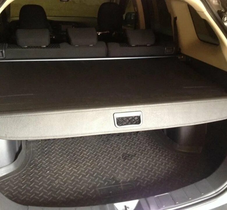 Полка багажника Митсубиси Аутлендер 3. Шторка багажника Мицубиси Аутлендер 3. Шторка багажника Mitsubishi Outlander 2013. Шторка багажника Аутлендер 3. Шторка митсубиси аутлендер