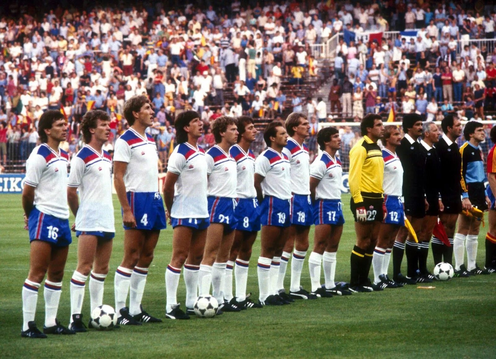 21 июня 1982. Сборная англии 1982. Algeria world cup 1982. Календарь 1982 года. Чехословакия world cup 1982.