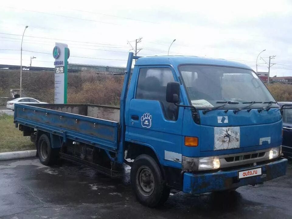 Toyota Dyna 1995. Тойота Dyna 1995. Грузовик 1.5т Тойота Дюна. Грузовой-бортовой Toyota Dyna.