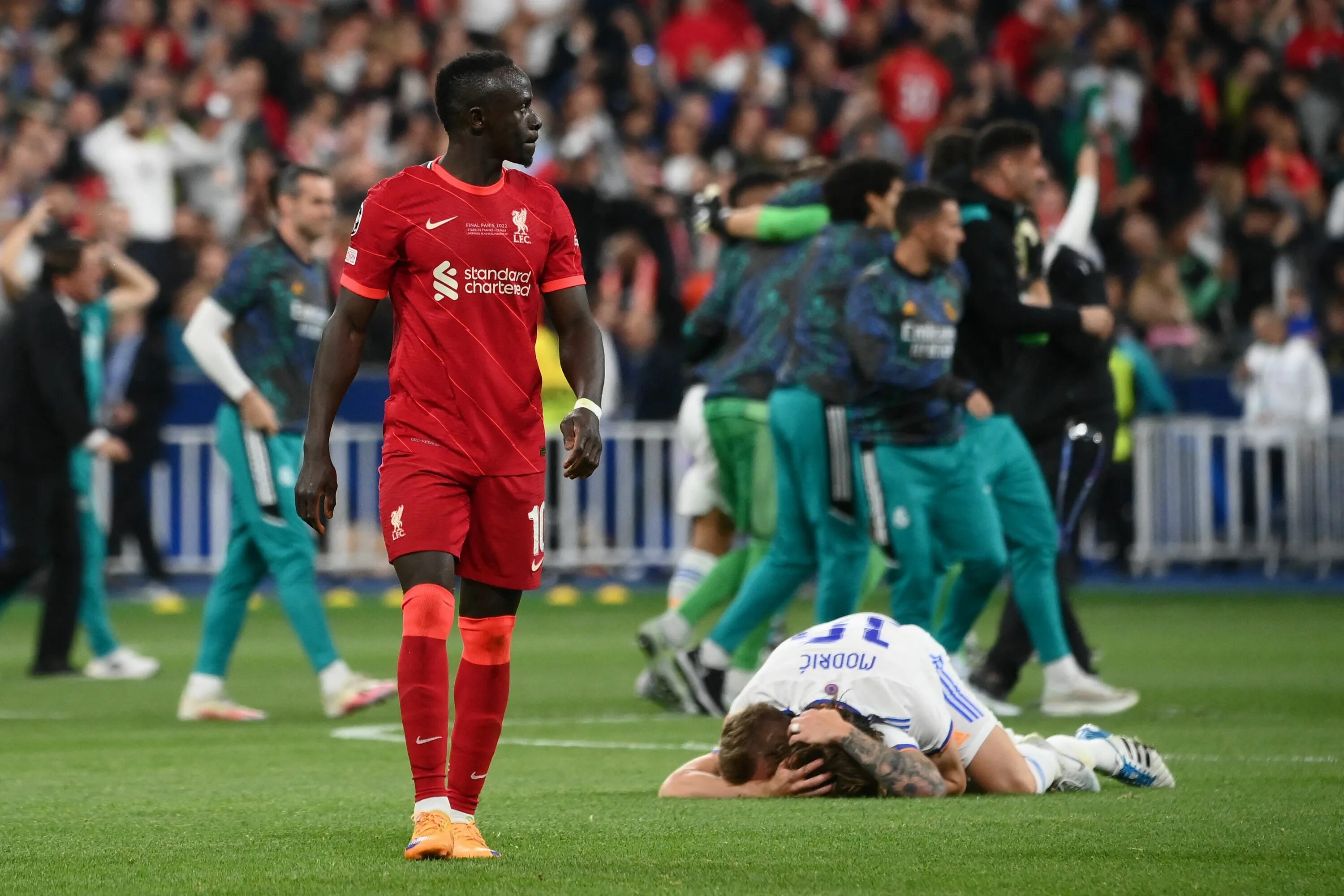 Садио мане 2023. Камавинга реал мадрид. Фол 2023. Real madrid club. Фол 2023.