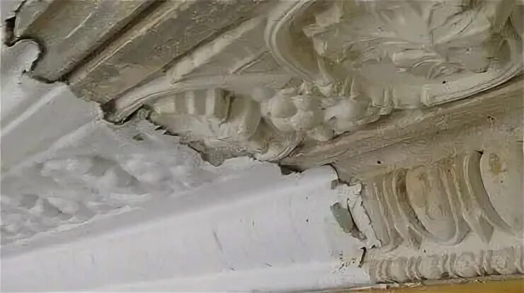 Реставратор лепнины. Гипсовые изделия. Декоративная гипсовая лепнина. Реставратор гипсовой лепнины. Расчистка лепного декора.