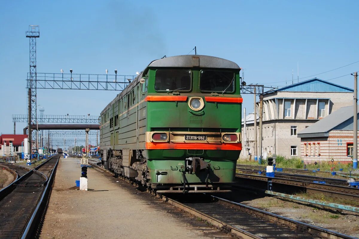 поезд 2тэ116. тэ2 тепловоз. тэ116 ртищево. тэ33а ржд. тэ10 тепловоз.