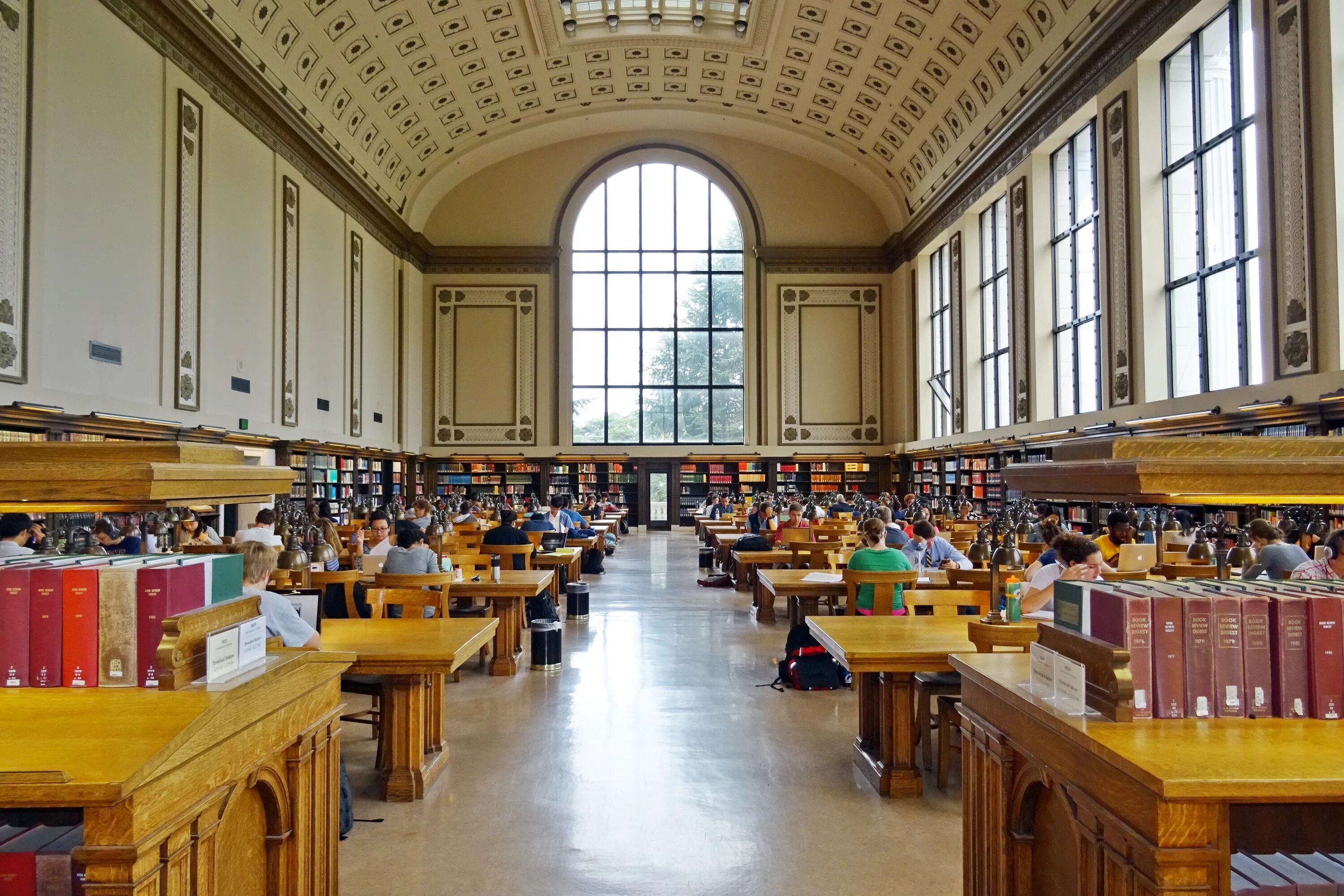 Reading hall. Калифорнийский университет в Беркли. University of California, Berkeley, США, внутри. Университет в Калифорнии Беркли изнутри. Калифорнийский университет в Беркли Студенческая жизнь.