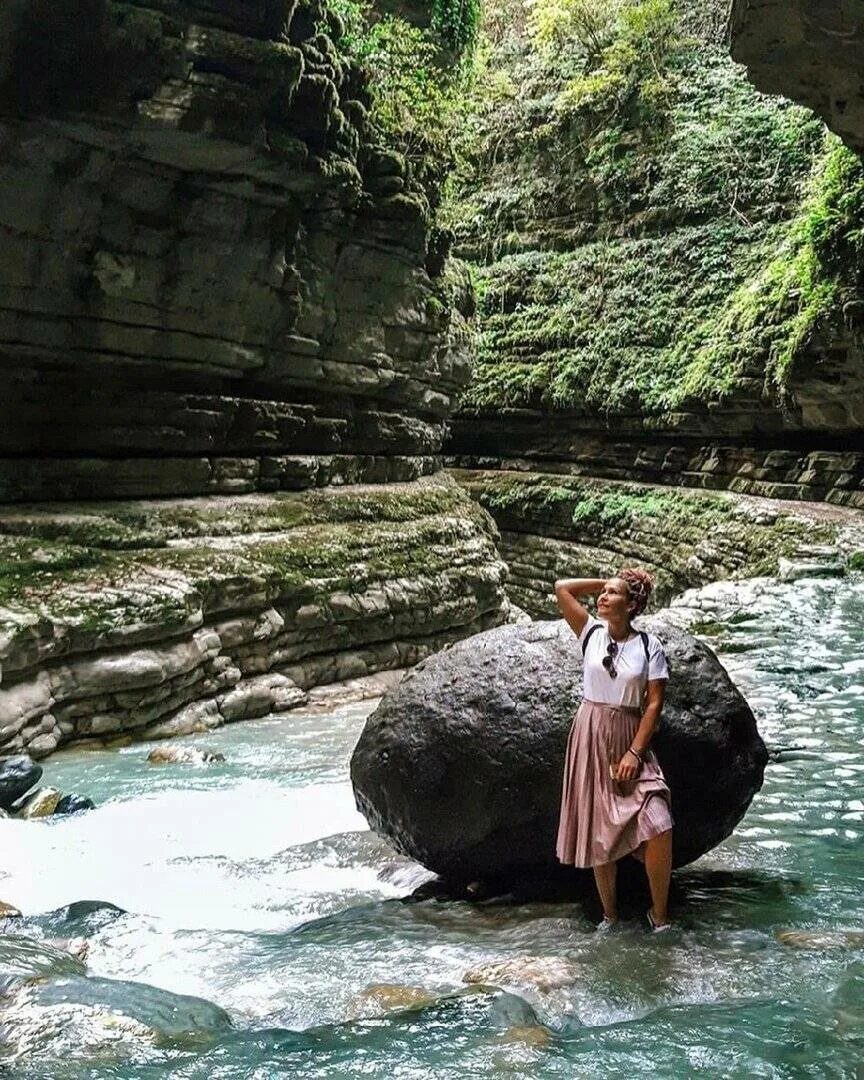 Достромичательности абхазии. Новый афон абхазия достопримечательности. Озеро рица каньон. Каньон хашупсе абхазия. Хашупская крепость абхазия.