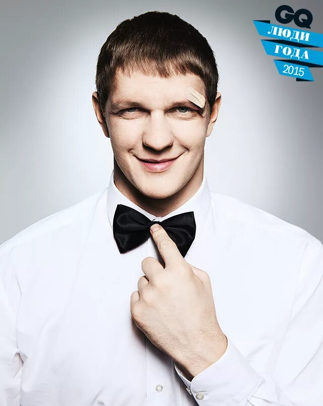 Gq человек года 2015. Gq человек года декор. Gq человек года фото. Gq человек года галицкий. премия человек 2000 года.