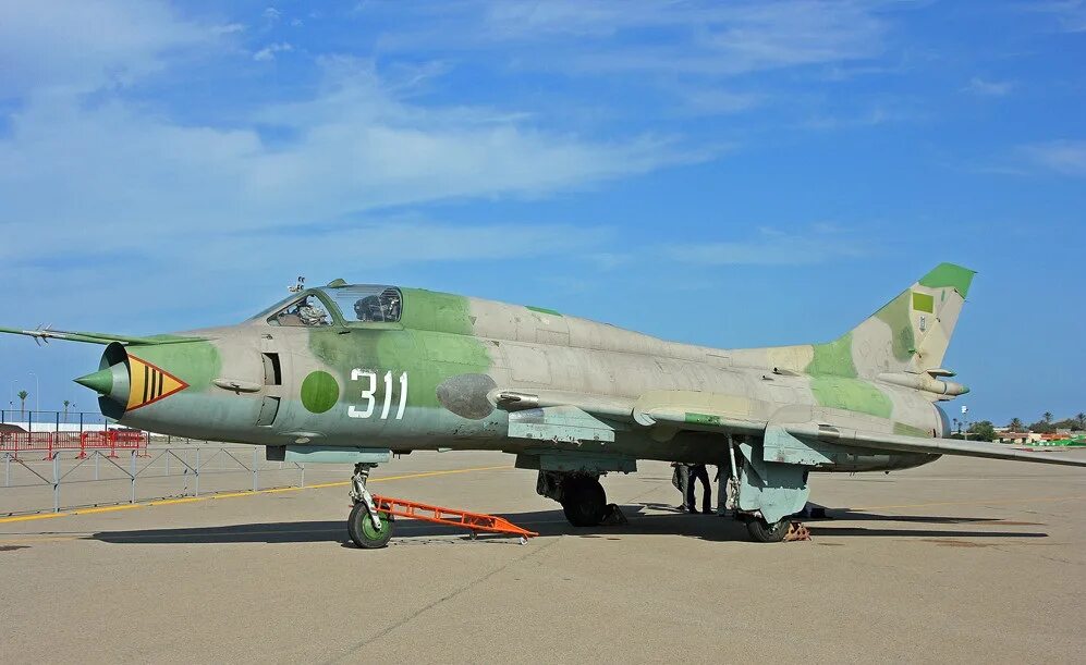 ВВС Ливии Су-22. Су-17 истребитель-бомбардировщик. Су-22м3 ВВС Сирии. Истребитель-бомбардировщик Су-22м3.