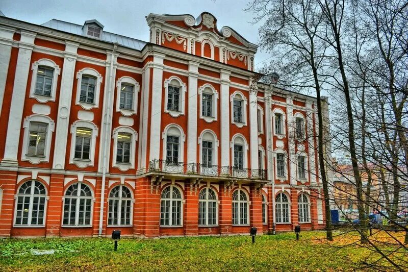 здания двенадцати коллегий 1722-1742. здание двенадцати коллегий в санкт-петербурге. здание двенадцати коллегий стиль. д трезини здание двенадцати коллегий. здание двенадцати коллегий доменико трезини.