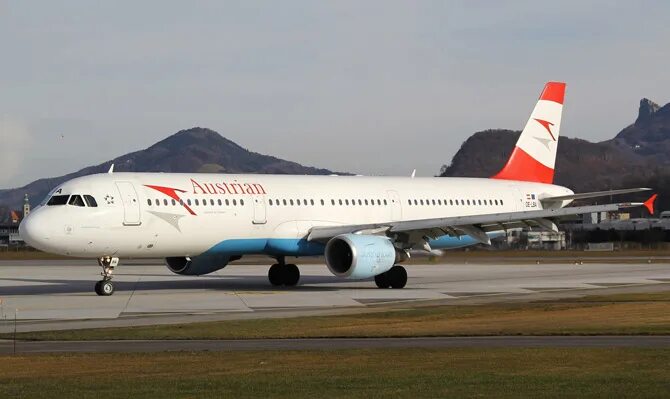 Asiana airlines tashkent. Представительство турецких авиалиний в москве. Авиакомпания асиана эйрлайнс. Turkish airlines стюардессы. Японские авиакомпании.