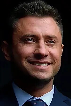 Водитель олигарх премьера