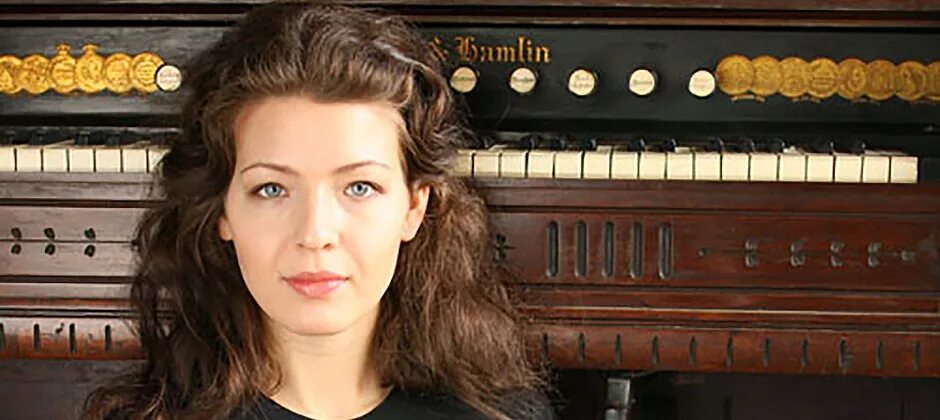 Полина осетинская фото сейчас Концерт "С. Райх. Музыка для 18 музыкантов. П. Осетинская, П. Айду и др.", МКЗ "