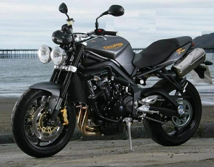 Мотоцикл Триумф стрит трипл. Triumph Street Triple 675 2009. Triumph Street Triple 675 r 2009. Triumph Street Triple r 2009. Дорожный байк