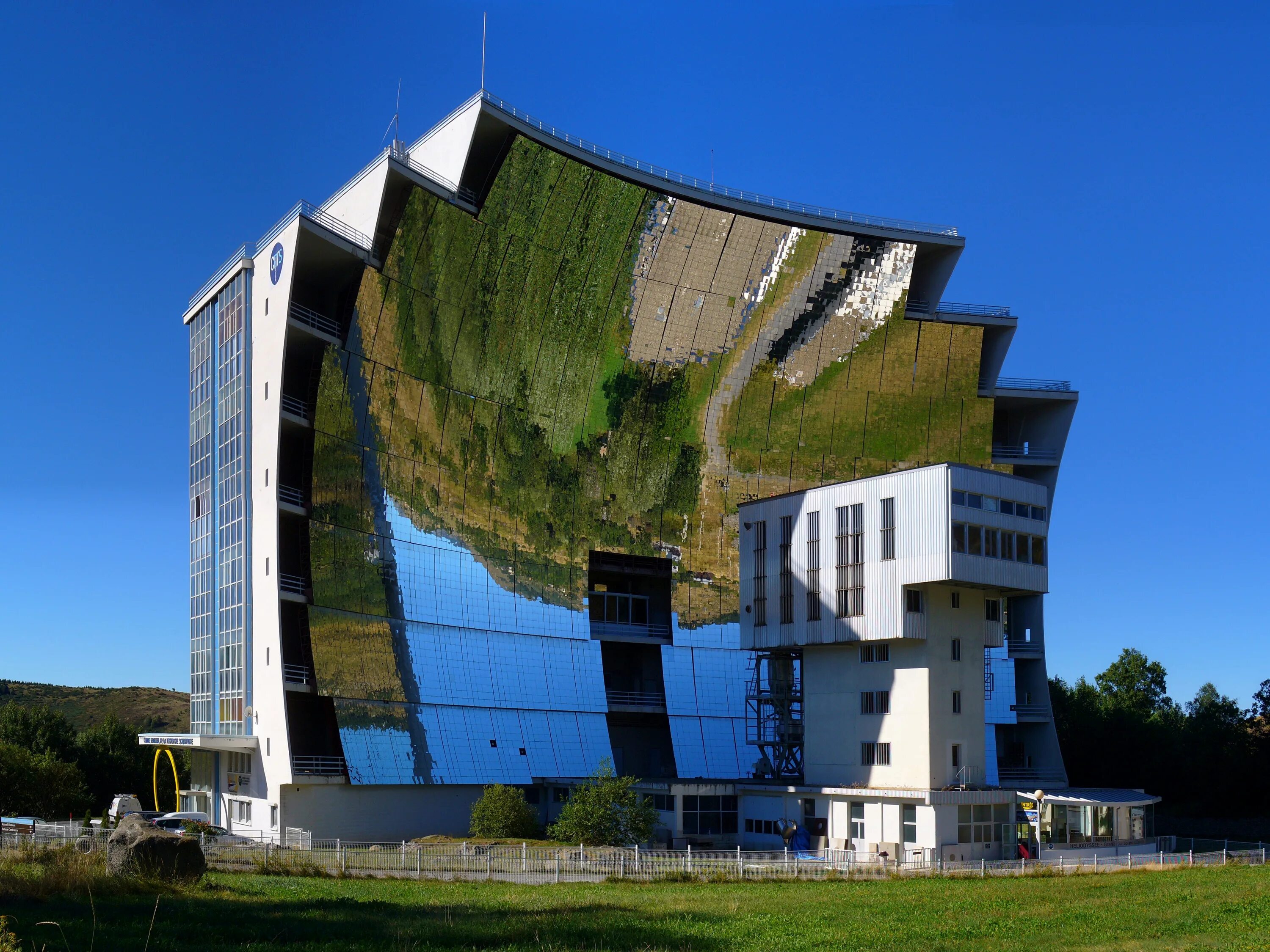 Me architecture