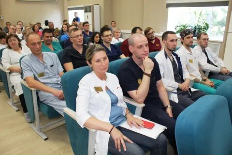 Врач приемного