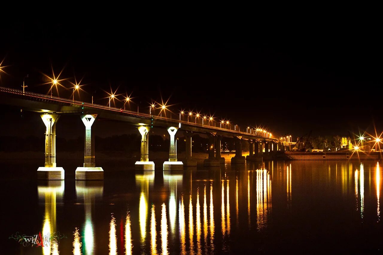 Мост в волгограде танцует видео. Танцующий мост в Волгограде. Пляшущий мост в Волгограде. Волгоградский мост через Волгу. Мост Волгоград Краснослободск.