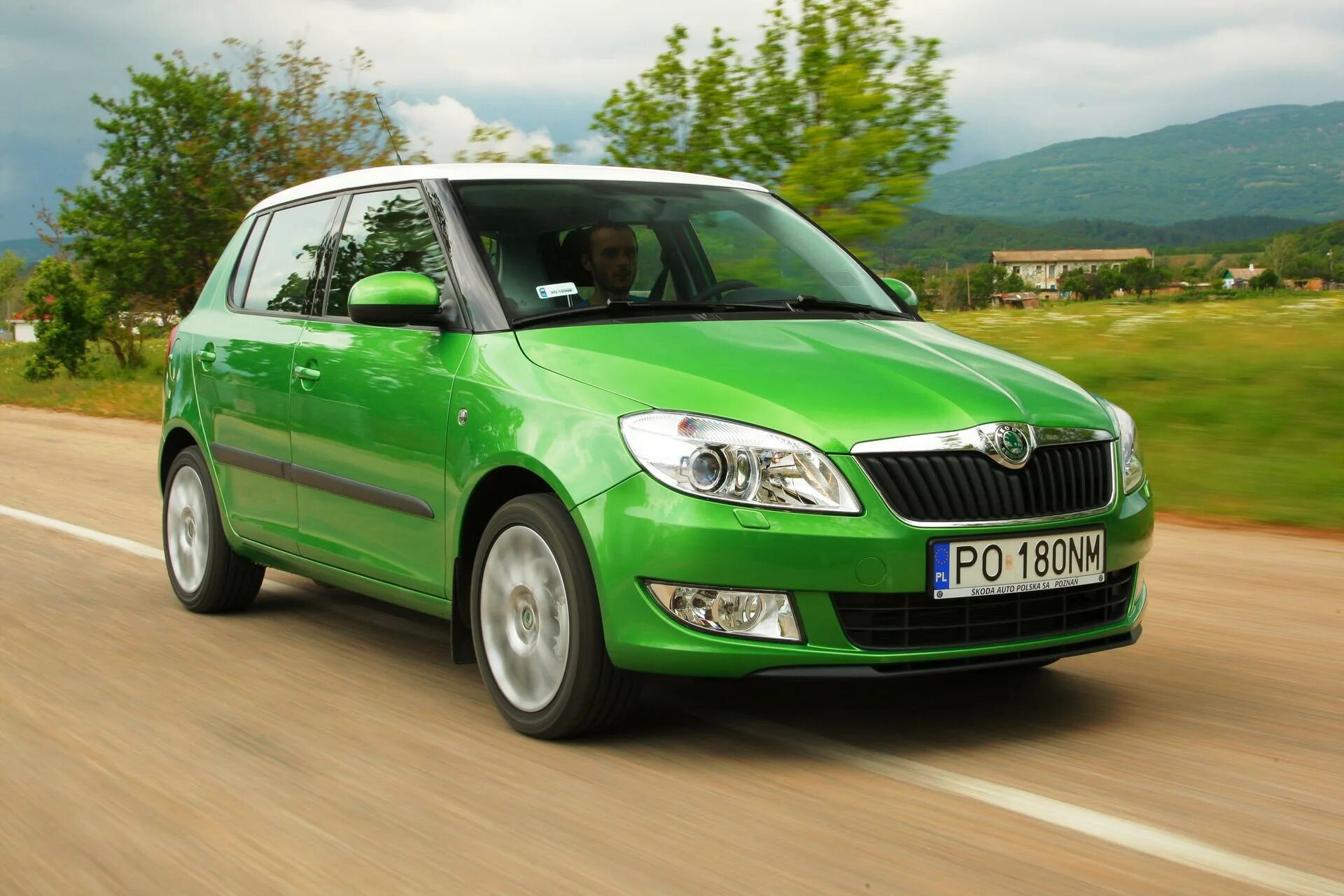 Шкода купить 2007. Skoda Fabia 2. Шкода Фабия 1. Skoda Fabia хэтчбек II 1.2. Skoda Fabia 2012.