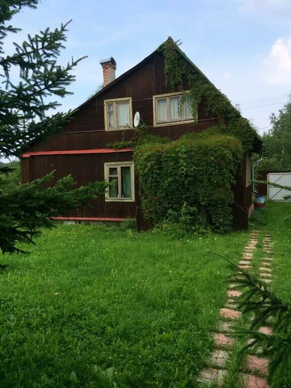 Лучшие дачи подмосковья. Дача в подмосковье. Дачный домик в садоводстве. Дачу в подмосковье продавайте. Дачу в подмосковье продавайте.
