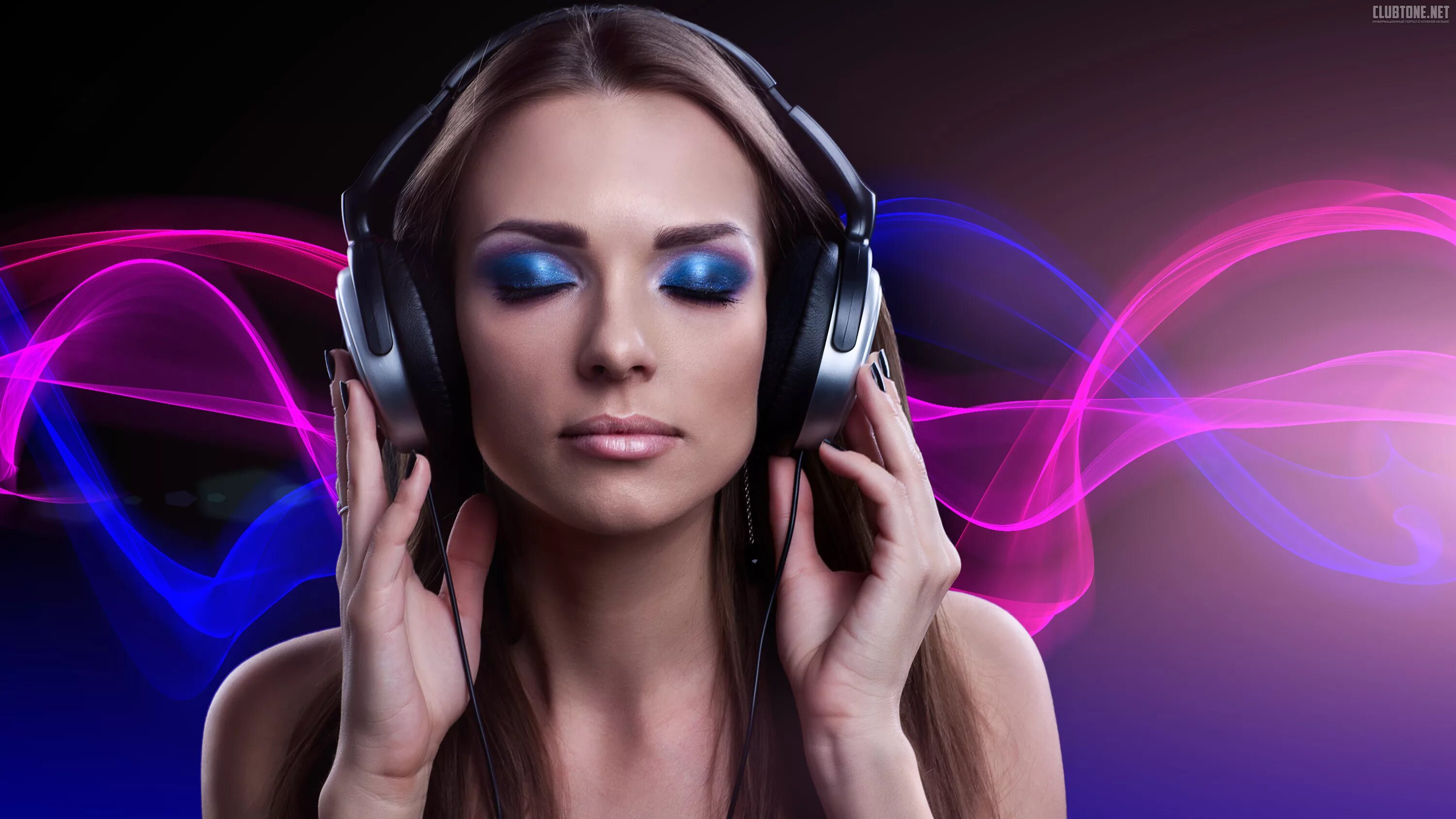 Ализе французская певица 2022. Французская певица alizee. Ализе певица 2022. Французский хит поет девушка. Французский хит поет девушка.