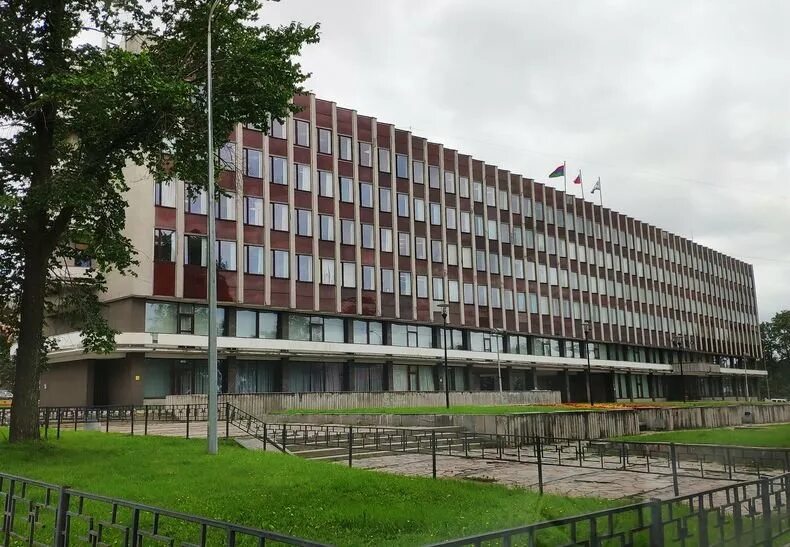 Петрозаводск мэрия фото. Сайт мэрии петрозаводска. Мэрия петрозаводск. Муниципалитет города петрозаводск. Сайт мэрии петрозаводска.