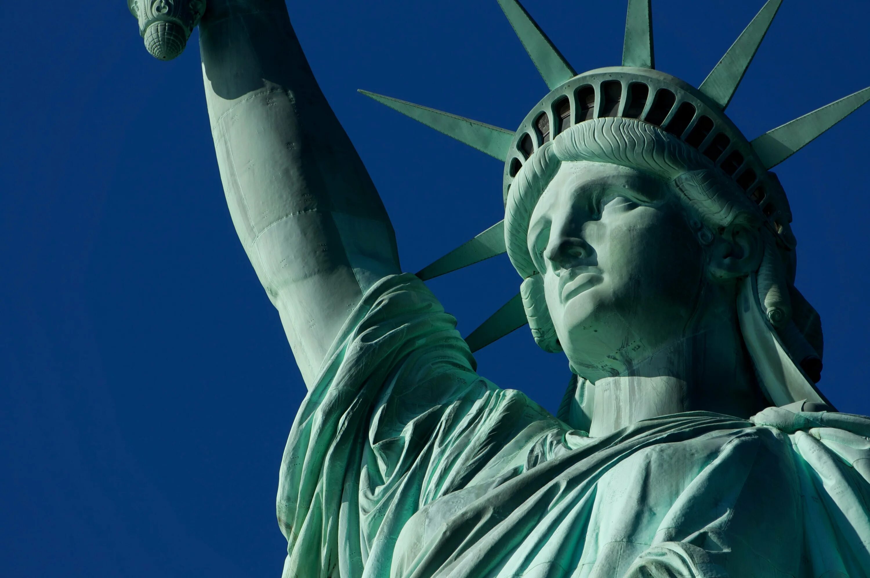 Фото статуя. Статуя свободы 1876. Статуя свободы Нью-Йорк. Лос Анджелес статуя свободы. Высота статуи свободы в Нью-Йорке.