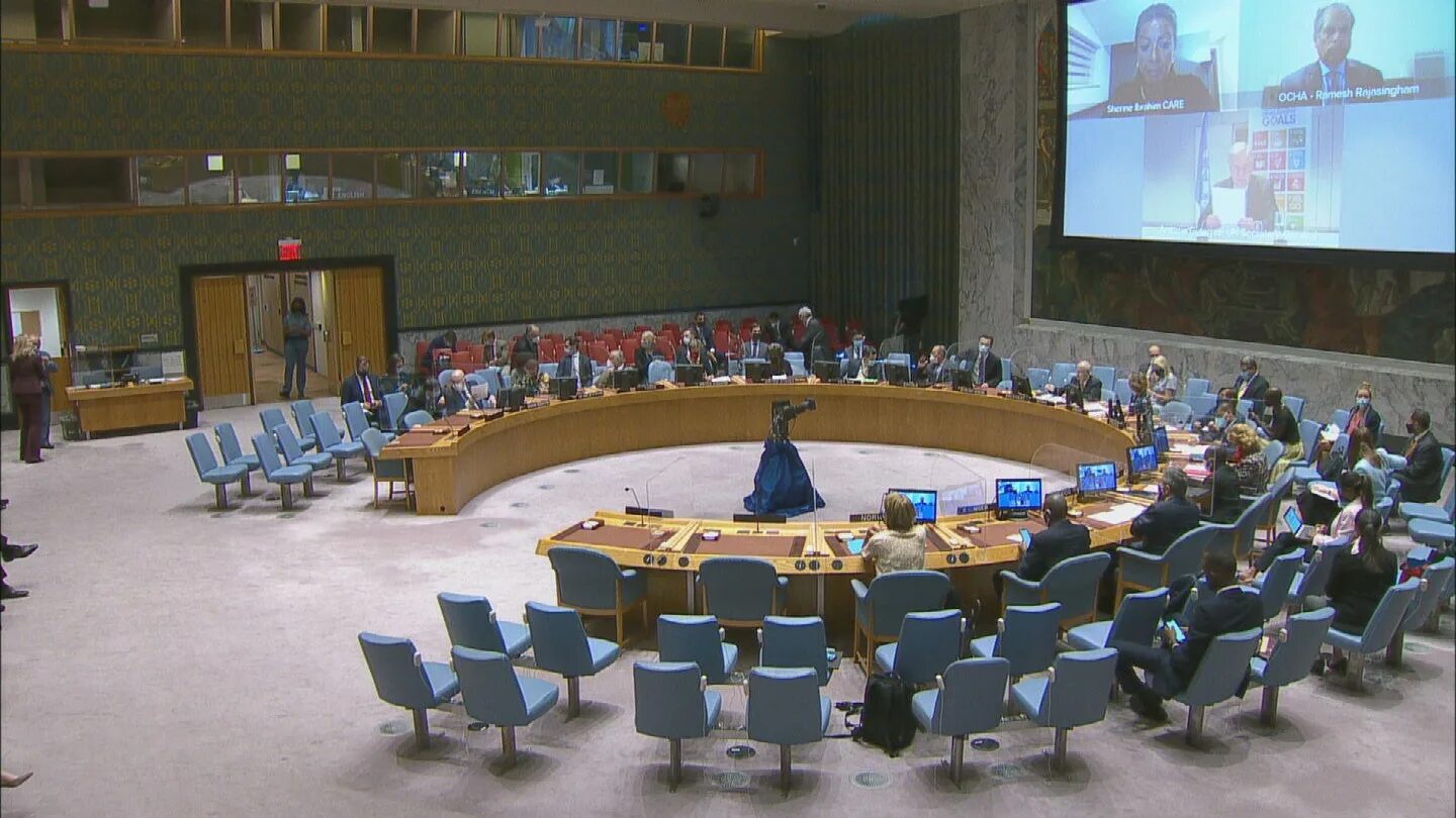 Заседание оон прямо. Заседание ООН фото с женщиной. Хим оружие во флакончике заседание ООН 2016. Совбез ООН 17 апреля обсудит ситуацию в Судане. Решение вчерашнего Совбеза ООН.