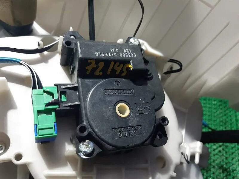 8710648170 фото. Сервопривод печки лексус рх. Сервопривод рх300. Сервопривод лексус. Сервопривод печки лексус рх 330.