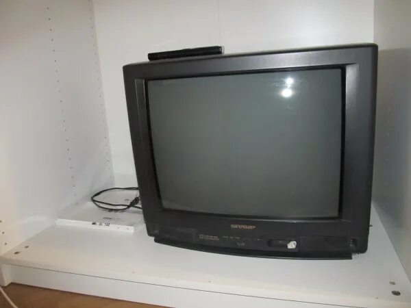 Sharp cv-2195ru пульт. Телевизор шарп кинескопный. Шарп 21h-sc. Телевизор шарп кинископ. Кинескопный телевизор sharp.