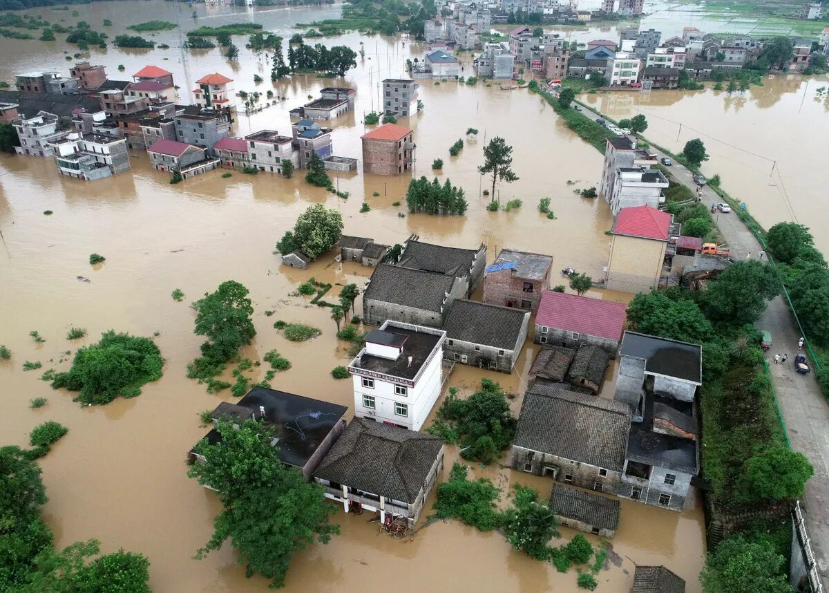 Какое наводнение в китае. Наводнение в Хэнань. Наводнение Янцзы. Потоп в Китае. Великое наводнение 1931 Китай.