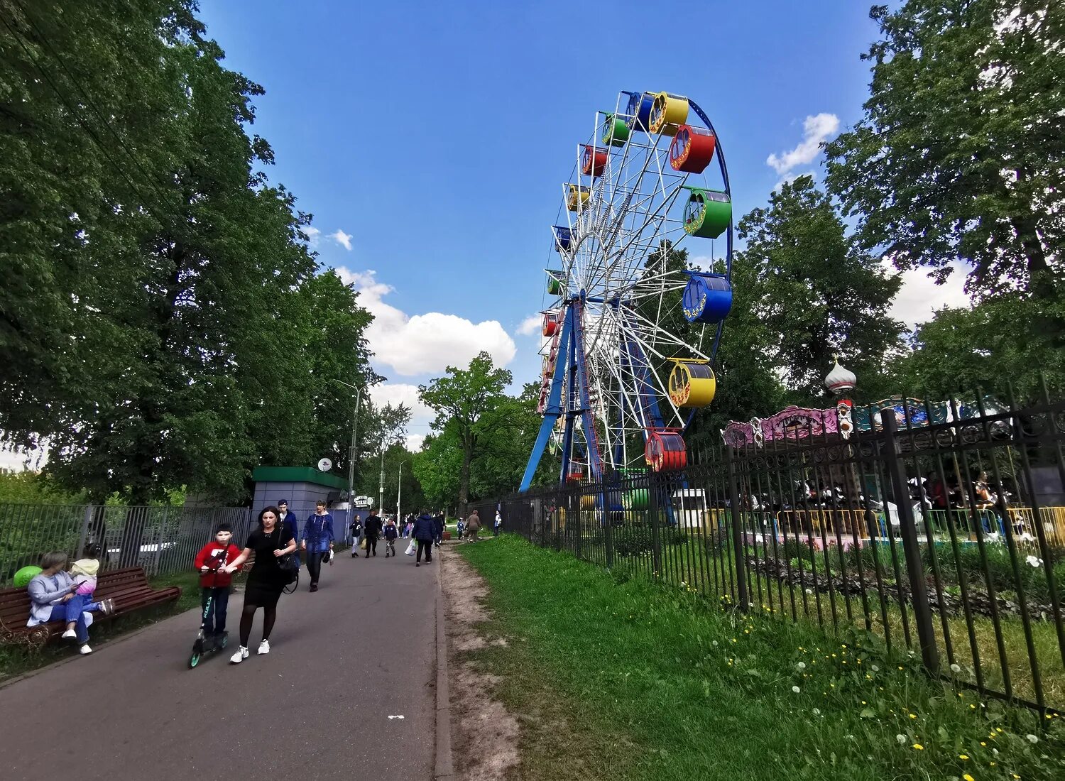 Подольск север покалений. Скульптура «подольск — город рабочего класса». Подольск , сквер поколений. Сквер поколений в подольске ледяные скульптуры. Подольск север покалений.