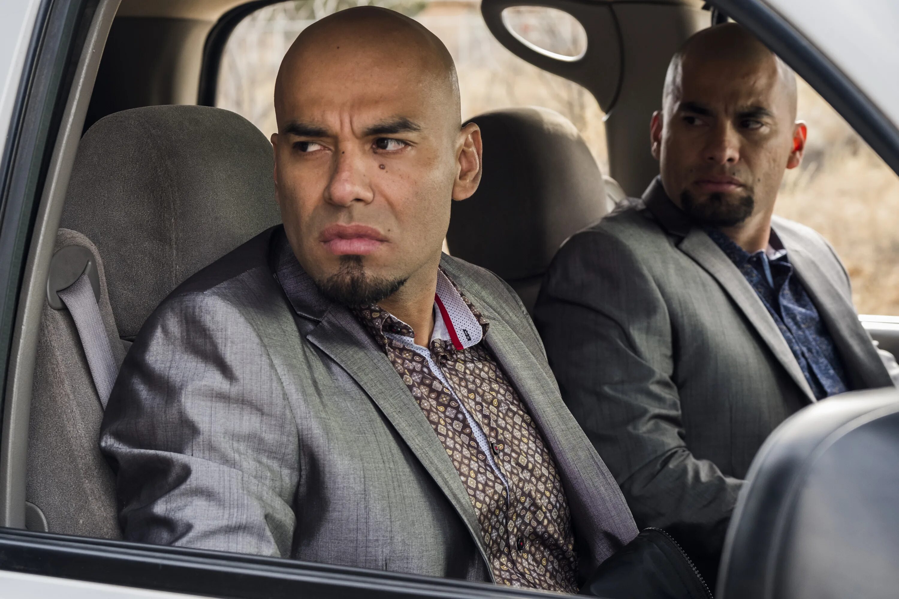 Breaking call. Breaking call. Игнасио варга лучше звоните солу. Breaking bad. Breaking call.