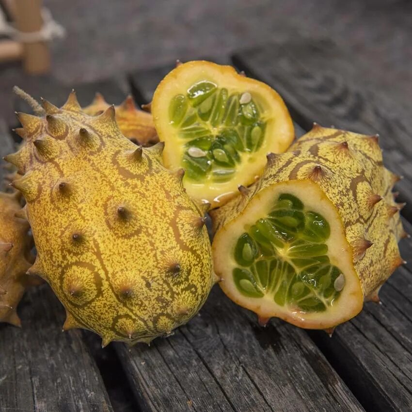 Кивано маракуйя. Кивано рогатая. Дыня кивано. Кивано (kiwano). Кивано что это