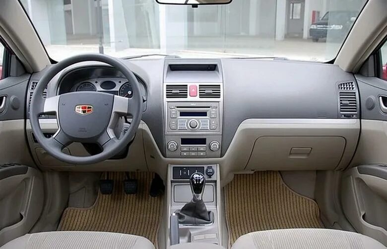 Geely emgrand x7 2014. 5. Эмгранд автомат отзывы. Geely emgrand ec7 салон. Эмгранд автомат отзывы.
