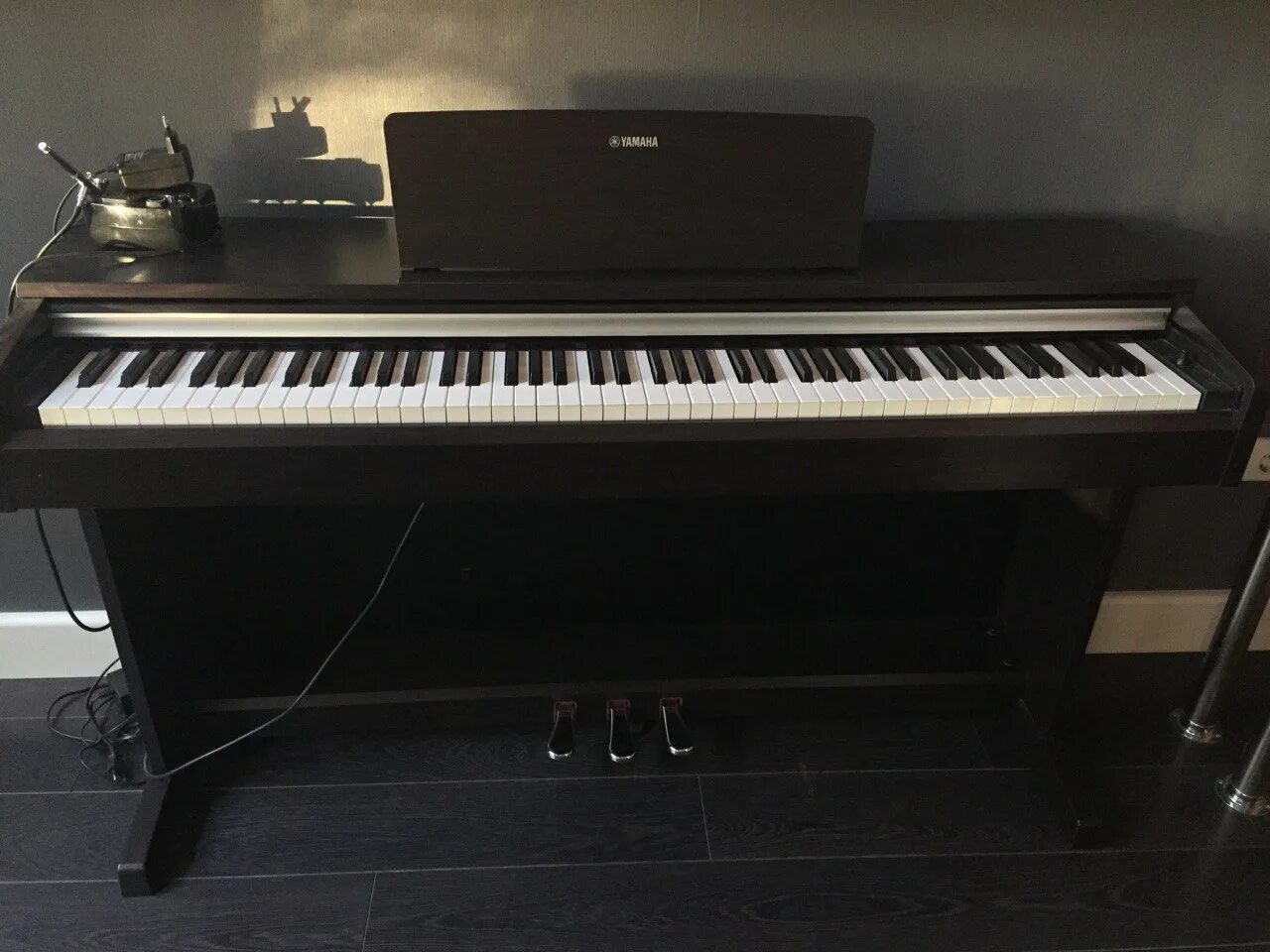 Yamaha ydp 142. Yamaha пианино 109. Yamaha ydp145r. Yamaha ydp 142. Цифровое пианино yamaha ydp-143.