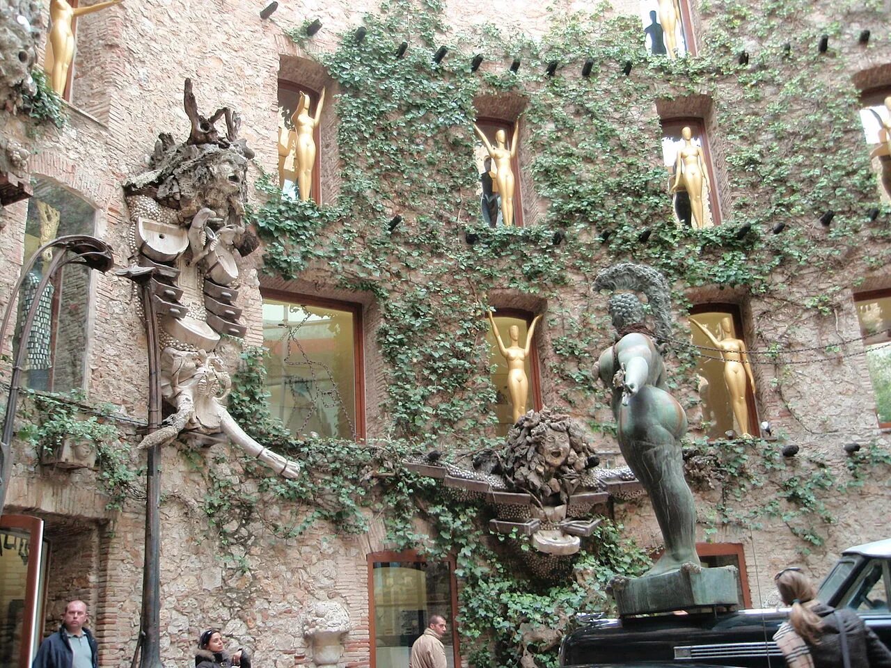 Дом - музей ивана бунина в ельце. Милютина. Музей ивана бунина в ельце. Фигерас музей дали. Музей бунина в ельце.