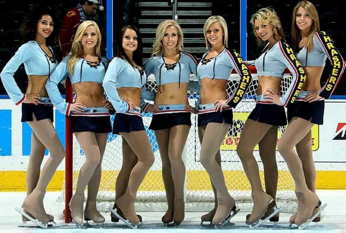 Девушка айс. Ice girls. Ice girls in Atlanta Thrashers. Ice girls коллектив. Ice girls Балашиха.