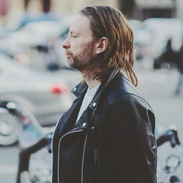 Том йорк и. Thom yorke. thom yorke 1995. том йорк рост.
