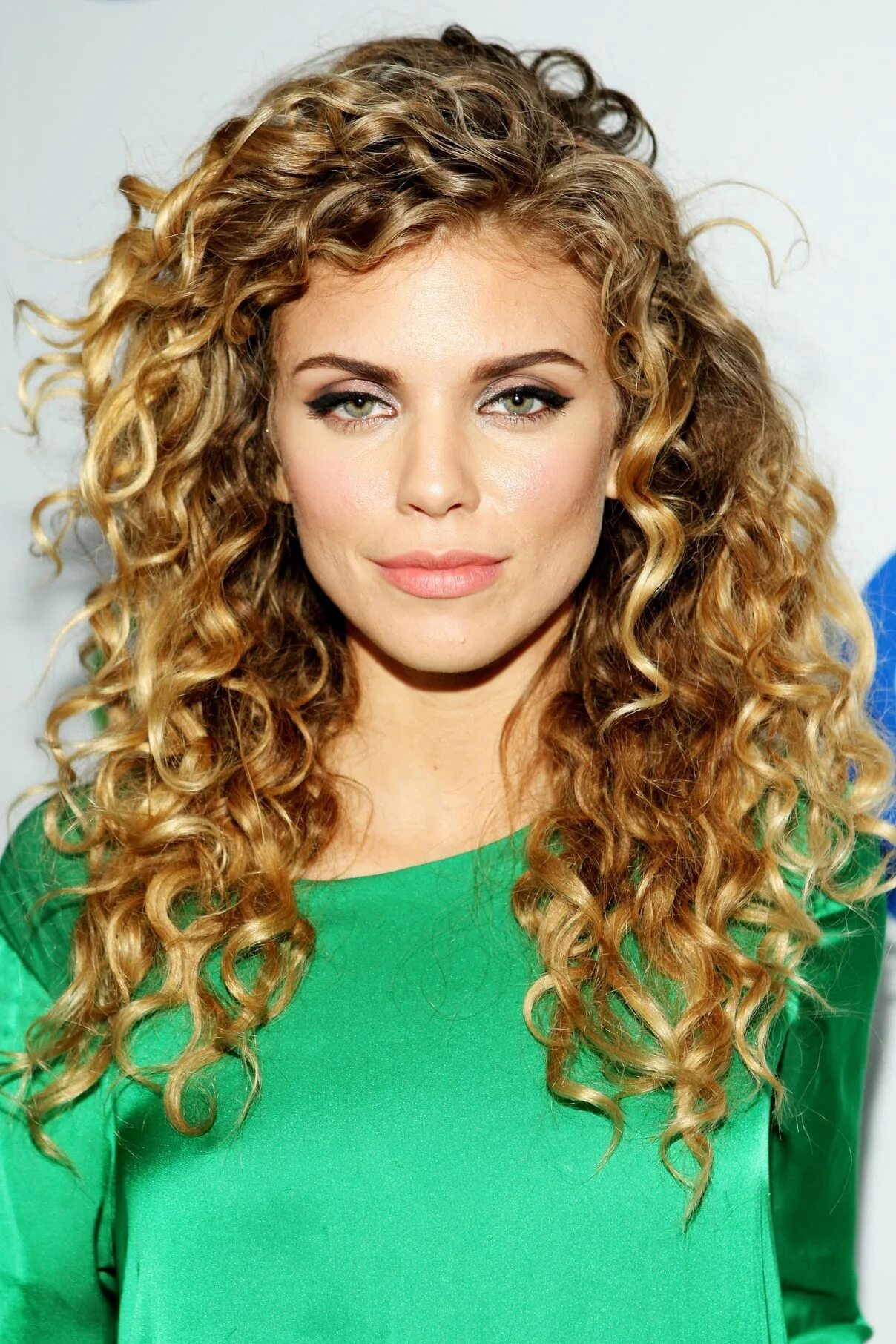 Curly curls