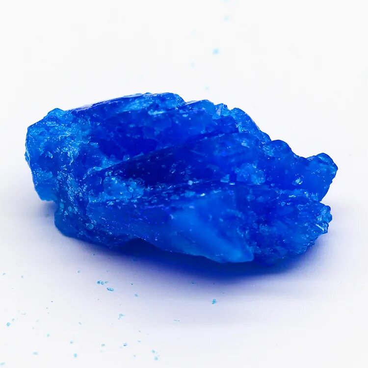 Голубой сульфат меди. Пентагидрат меди 2. Пентагидрат сульфат меди Кристалл. Синий камень медный купорос.