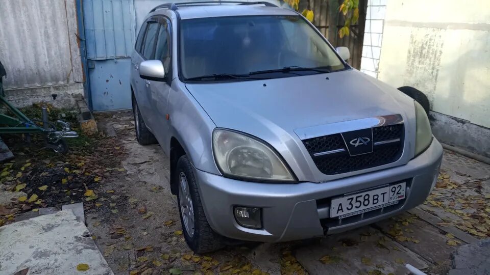 Tiggo t11. Машину чери тигр. Машину чери тигр. Chery tiggo t11. Chery tiggo t11 красная.