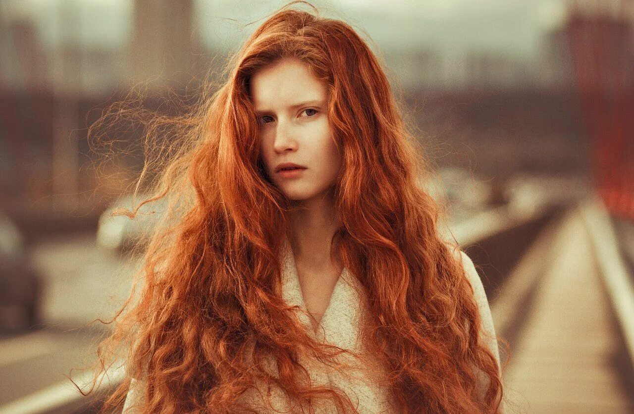 Кейт Уинслет кудри рыжие. Red hair woman