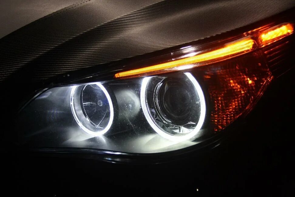 Глазки авто. BMW e60 Angel Eyes. BMW e53 ангельские глазки. BMW e65 ангельские глазки. BMW e87 ангельские глазки.