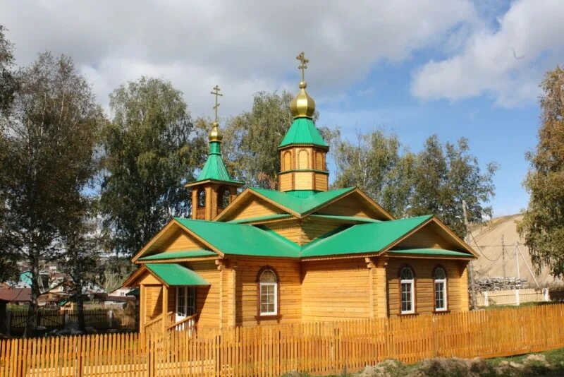 Погода в тукане белорецкий. Тукан Белорецкий район Церковь. Башкортостан Белорецкий район село Тукан. Поселок Тукан Белорецкий район. Храм святителя Филарета, митрополита Московского.