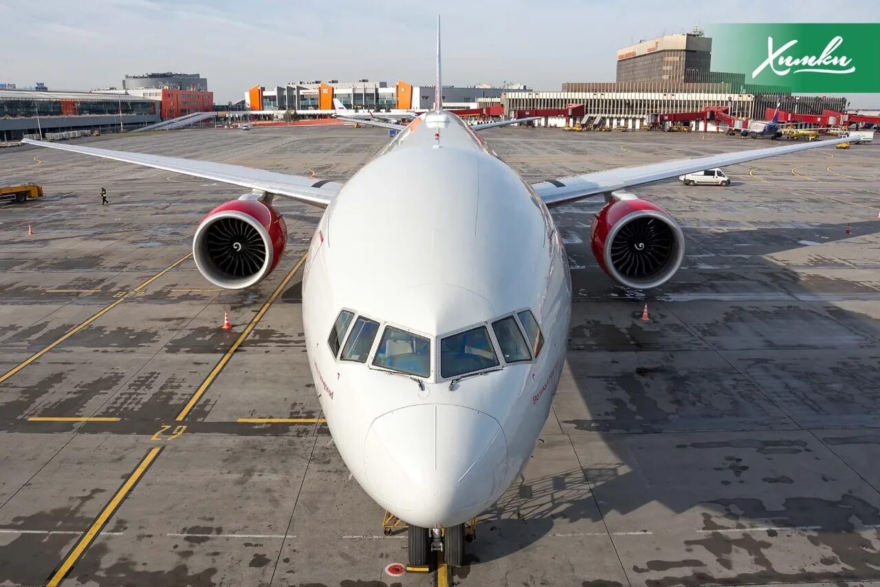 Boeing 777 300er россия. Самолёт Boeing 777-300er. Боинг 777 300 er. Боинг 737-300er. Б777 300лр.