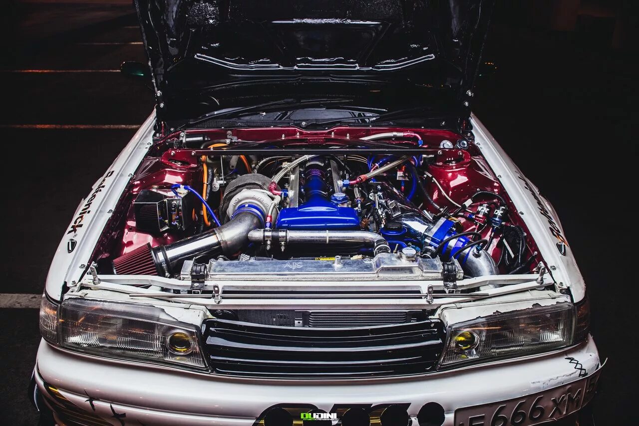 Jz гараж красноярск. Toyota Chaser jzx81. Марк 2 90 кузов 2 JZ GTE. Toyota Mark 2 80 подкапотка. Чайзер jzx100 подкапотка