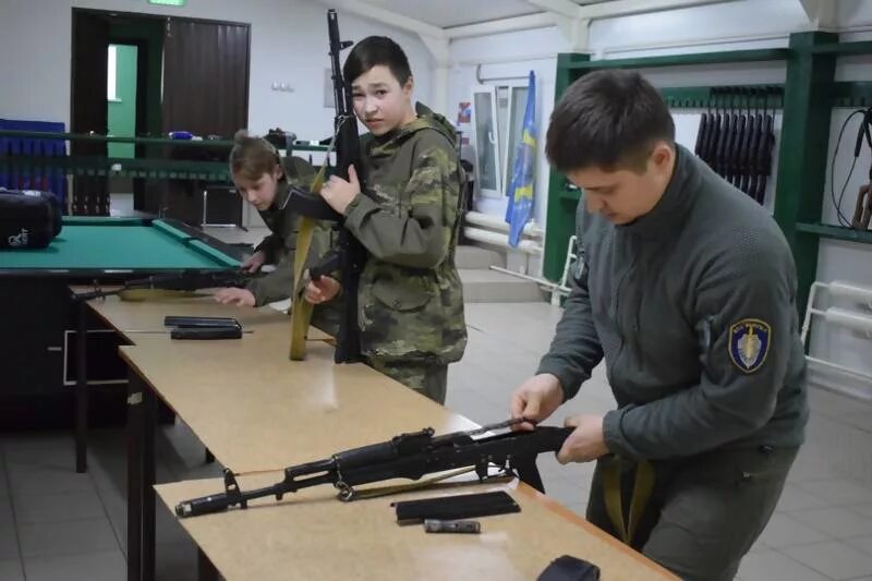 Уроки военной подготовки. Начальная Военная подготовка. Занятия по НВП. Занятия на уроках НВП. Начальная военная подготовка 2024