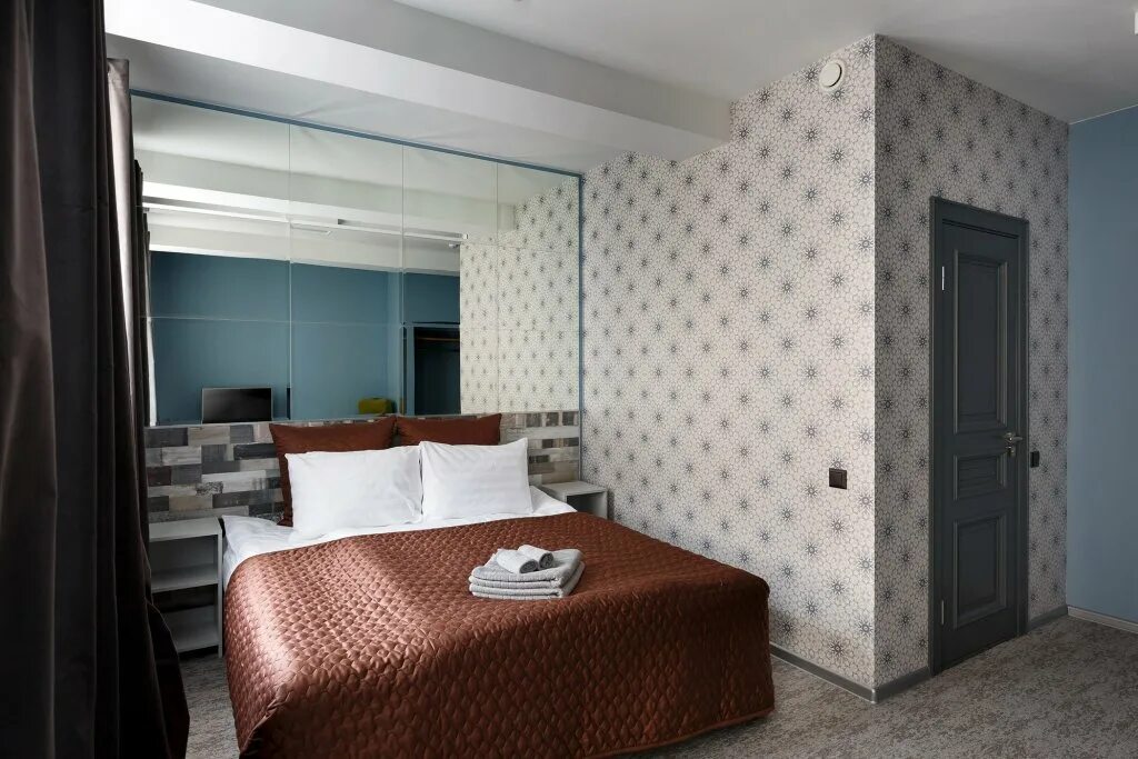 Station premier s10. Столярный переулок 10-12 санкт-петербург отель. Станция премьер s10 санкт-петербург. Гостиница санкт-петербург station hotel premier s10. Station hotel s10 санкт-петербург.